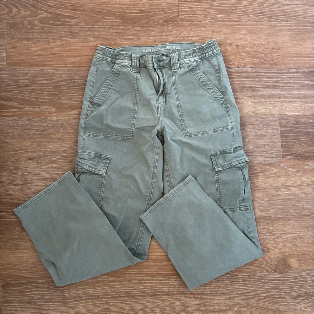 American Eagle Outfitters Olive Green Straight Leg Cargo Pants